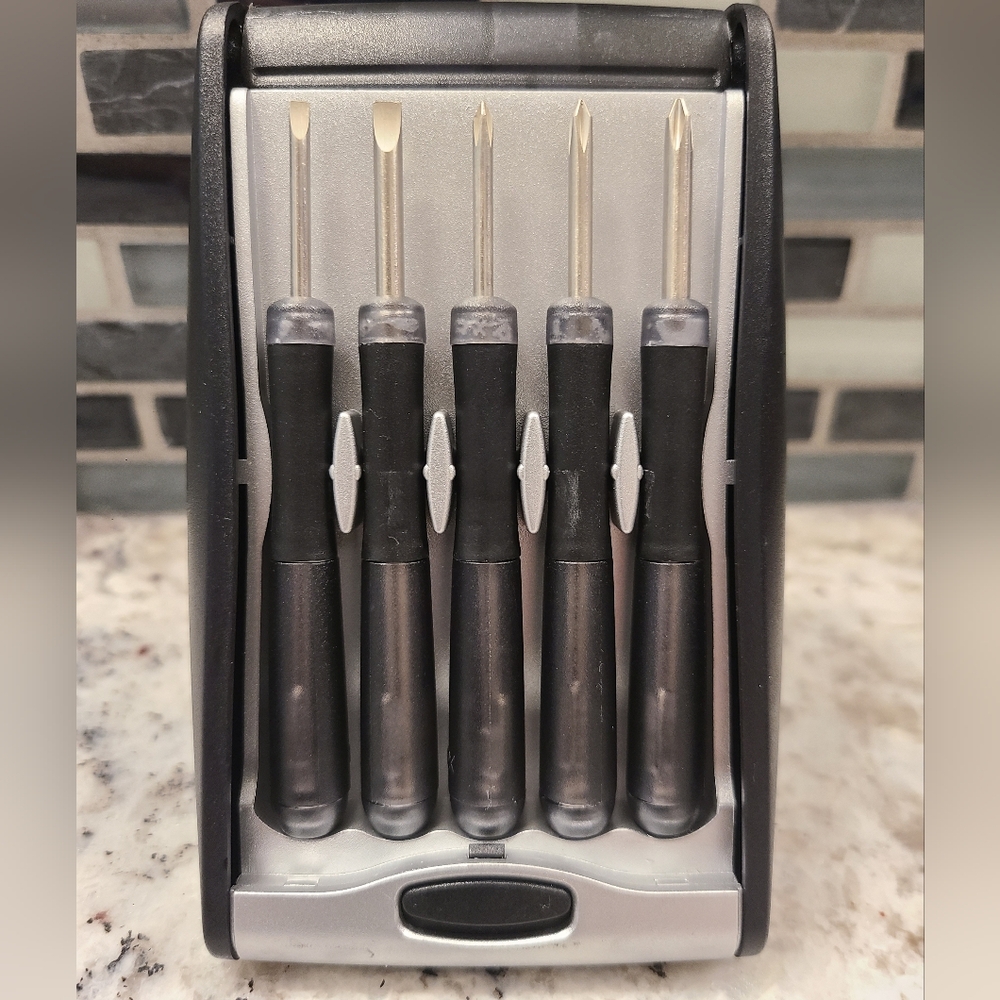 Small Black 5-piece Screwdriver Set